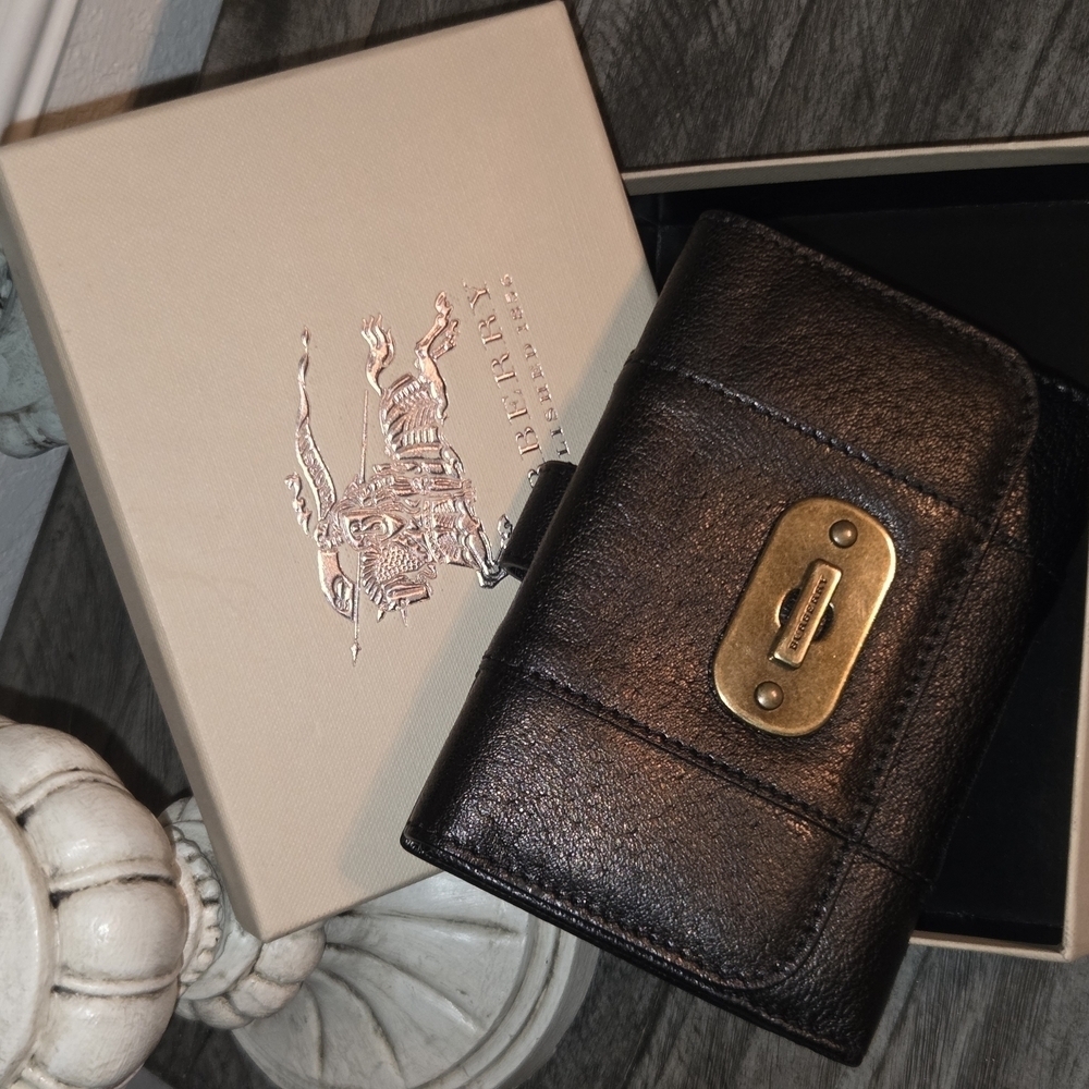 Burberry black buffalo leather Wallet with bronze sheen. New With Box And Tag - Picture 7 of 14